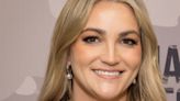 Um, Jamie Lynn Spears Is Rockin' Mega-Toned Legs In New Minidress Pics