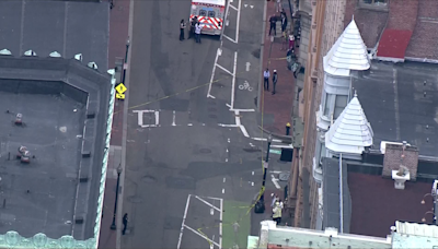 Bomb squad investigates package inside Boston office tower
