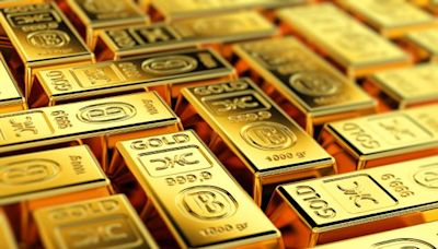 Gold Set to Break $3,000? ETFs to Consider