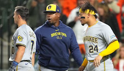 Rickie Weeks Serving as Milwaukee Brewers' Manager During Pat Murphy's Suspension