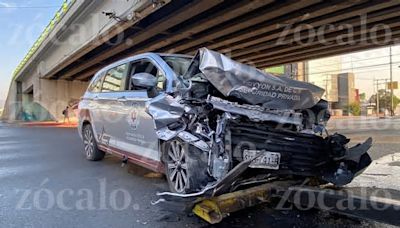 Ebrio al volante ignora semáforo en el bulevar V. Carranza y ocasiona fuerte accidente; hay siete lesionados