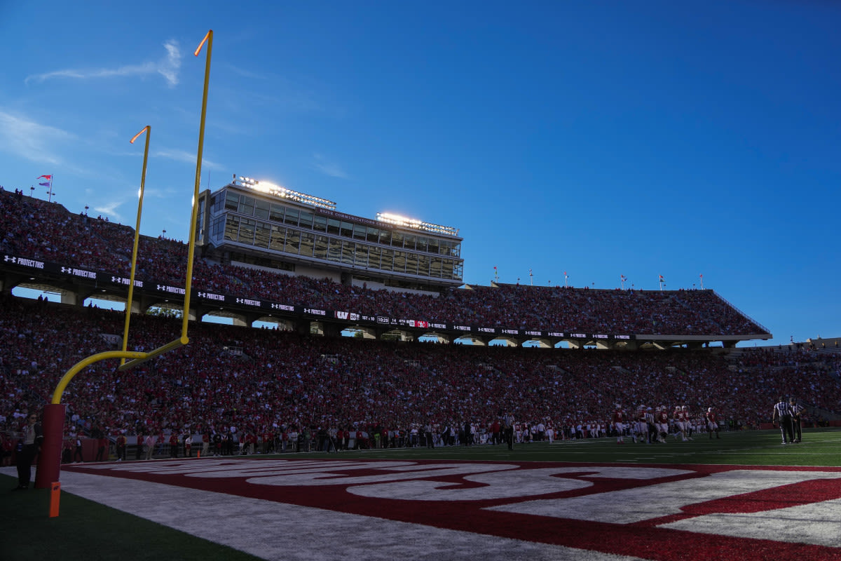 All Badgers Staff Predictions: Wisconsin Badgers vs. No. 4 Alabama Crimson Tide