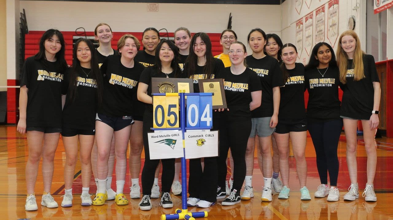 Muller, Zhu help Ward Melville win Suffolk girls badminton title