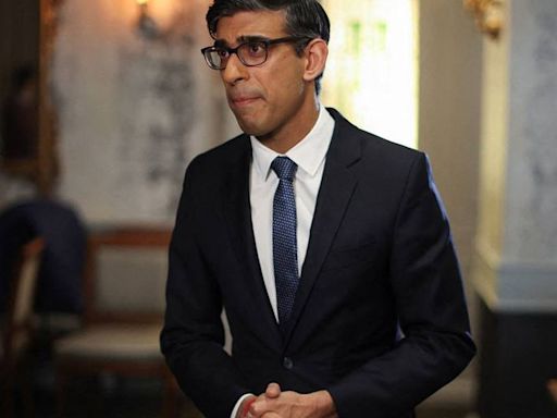 Rishi Sunak presenta su dimisión al rey Carlos III para dar paso a Keir Starmer como nuevo primer ministro