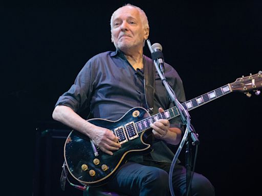 “If Les were still alive, I have no doubt that he and Peter would be experimenting": Frampton to receive Les Paul award