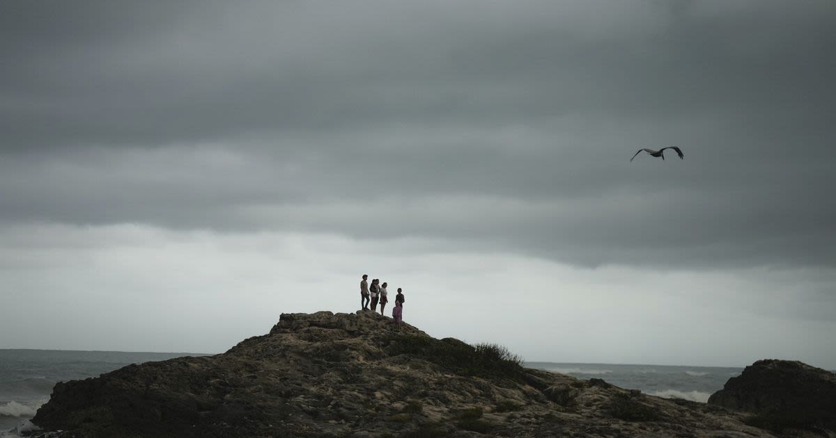 After hitting Yucatan Peninsula, Beryl churns in Gulf of Mexico as Texas braces for potential hit