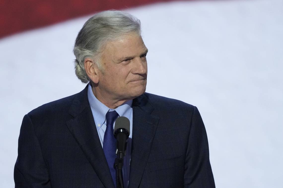 Franklin Graham prays for Trump, calls for unity in Republican National Convention speech