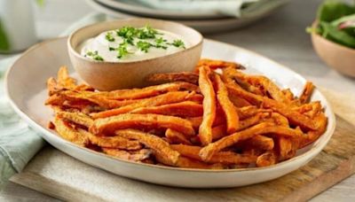 Healthy air fryer sweet potato fries recipe are delicious and 'crispy'