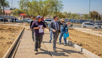 Alcalde anuncia la entrega de la plaza Julio León Prado en un mes