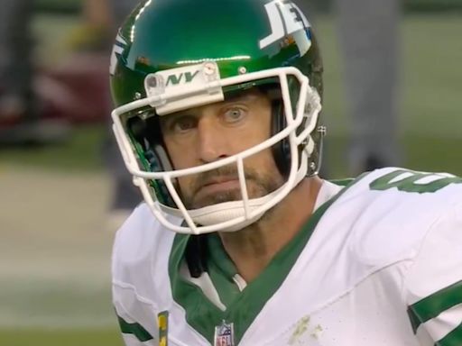 Aaron Rodgers’s Frustrated Facial Expression vs. 49ers Became a Meme