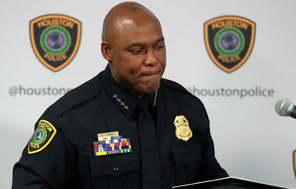 Houston police chief retires after questions about 260,000-plus suspended investigations