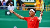 Con el técnico que perdió la paciencia con Garin: Alejandro Tabilo debuta en Wimbledon buscando espantar sus fantasmas en los Grand Slams - La Tercera