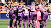 El Real Valladolid es equipo de Primera División tras una remontada plagada de épica al Villarreal B; Leganés o Eibar lo serán en la última jornada