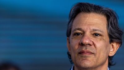 'Pouca capacidade e na dificuldade procura sempre o atalho fácil de criar taxas', diz leitor sobre Haddad