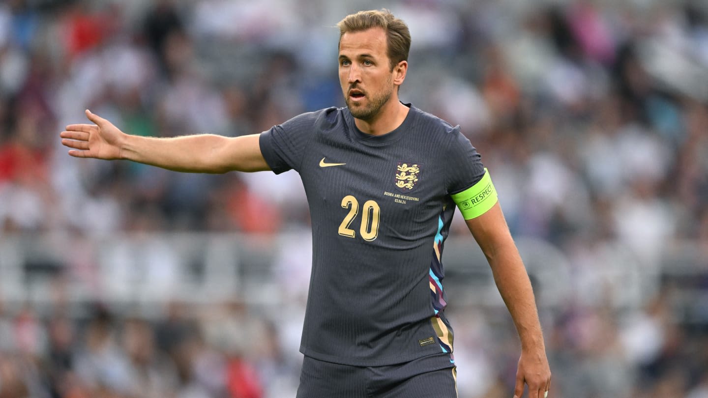 Harry Kane provides injury update following England return