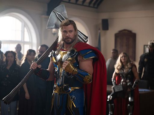 Chris Hemsworth por Thor: Love and Thunder: “Me convertí en una parodia de mí mismo” - La Tercera