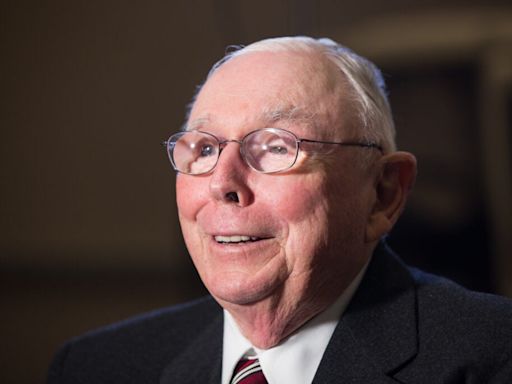 Charlie Munger Will Be Absent From Warren Buffett's Side Saturday: First Berkshire Hathaway Meeting Without The 'Architect'