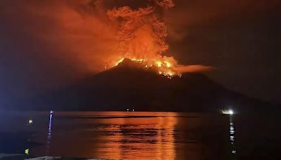 Indonesien Tsunamiwarnung nach Vulkanausbruch