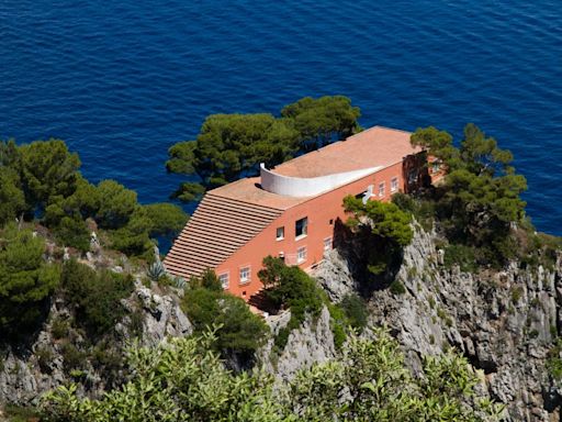 La increíble historia de Casa Malaparte, la mansión aislada con la que soñó un fascista desencantado