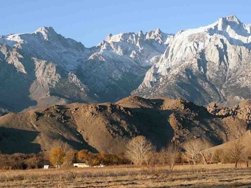 Falling rock kills hiker near Mt. Whitney in California; third fatality in a week