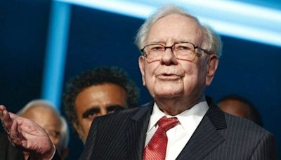 ... Warren Buffett's Top Executive Ajit Jain Sold Berkshire Hathaway Stake Because 'The Stock Was Fully Pricing The...