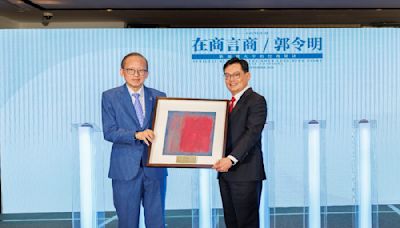 Real estate and hotel tycoon Kwek Leng Beng launches Chinese edition of biography