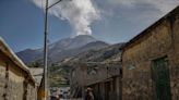 Siete distritos del sur de Perú son declarados en emergencia por actividad volcánica