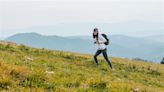 夏季爬山穿搭指南 專家推薦：登山新寵「智能恆溫」提高山旅品質