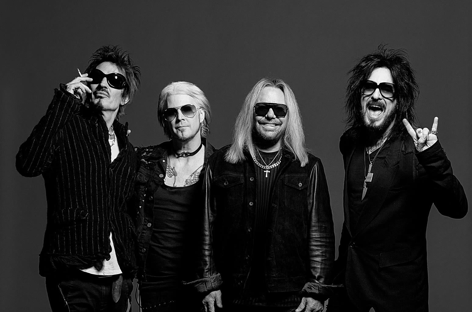 Mötley Crüe Announce New Single, ‘Dogs of War’: ‘Fans Are Really Gonna Like It’