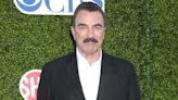 Revela Tom Selleck sus humildes comienzos en el mundo del espectáculo