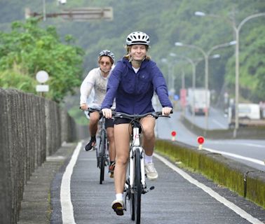 俄羅斯網紅來台體驗北海岸「雙塔漫遊」自行車之旅 直呼太特別｜壹蘋新聞網