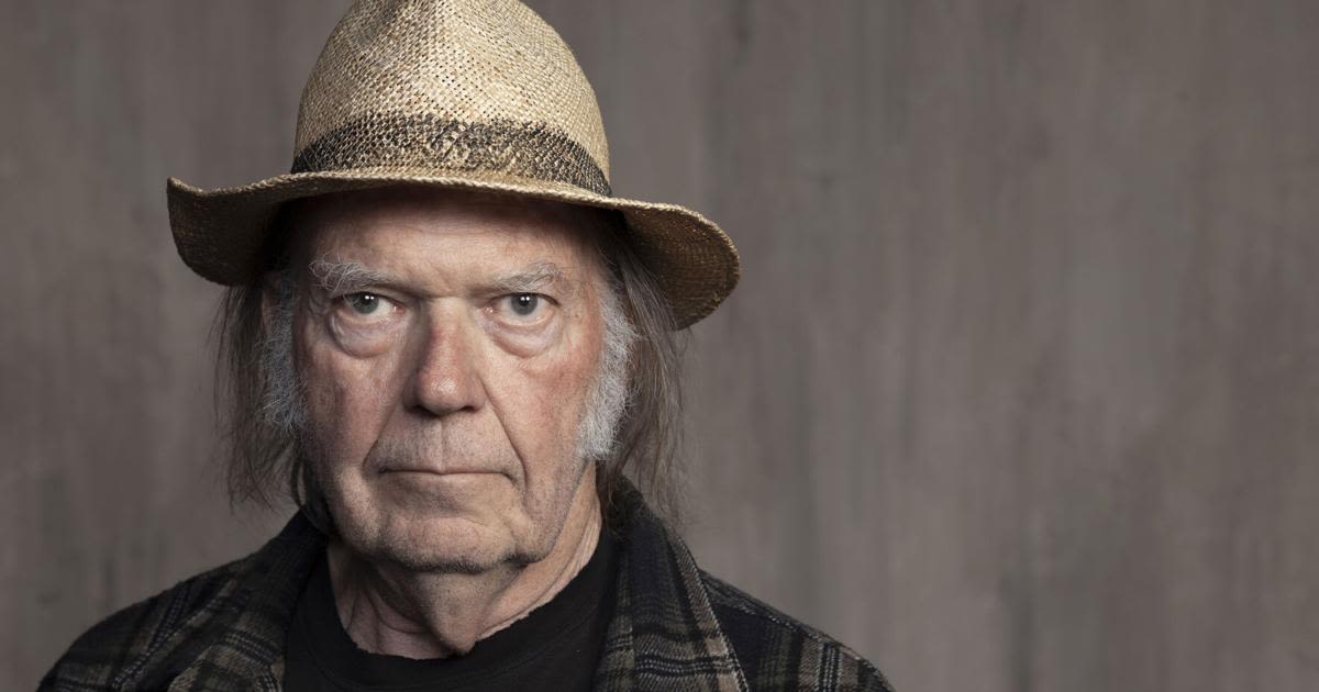 Music Review: Neil Young Delivers Raw Live Version Of 1990's 'Ragged Glory'
