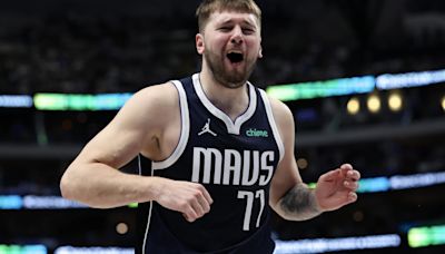 Irving y Doncic ponen a los Mavericks a un paso de las Finales