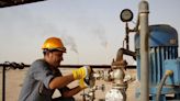 Oil prices settle lower on rising US output, ongoing Gaza ceasefire hopes By Investing.com