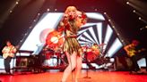 Paramore’s Hayley Williams Thinks It’s ‘So Lame’ That Music Fans Are Caught Up in ‘Stan-War’ Drama