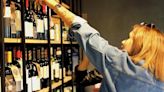 La Nación / Actividad económica: compra de bebidas con y sin alcohol impulsaron consumo en marzo