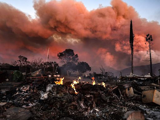 Evacuation orders issued as Nixon Fire burns uncontrolled in Southern California