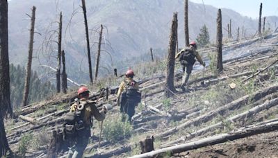 Blue 2 Fire slows down, only grows 50 more acres