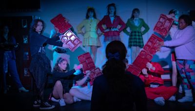 Review: HEATHERS at Fed's Backyard Theater