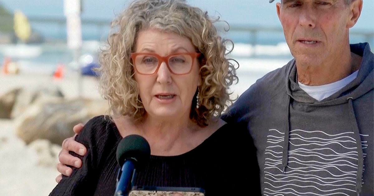 Mother of Australian surfers killed in Mexico gives moving tribute to sons at a beach in San Diego