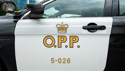 5 injured, 2 critically after motorcycle collision on Hwy. 401