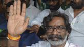 Hemant Soren walks out of jail