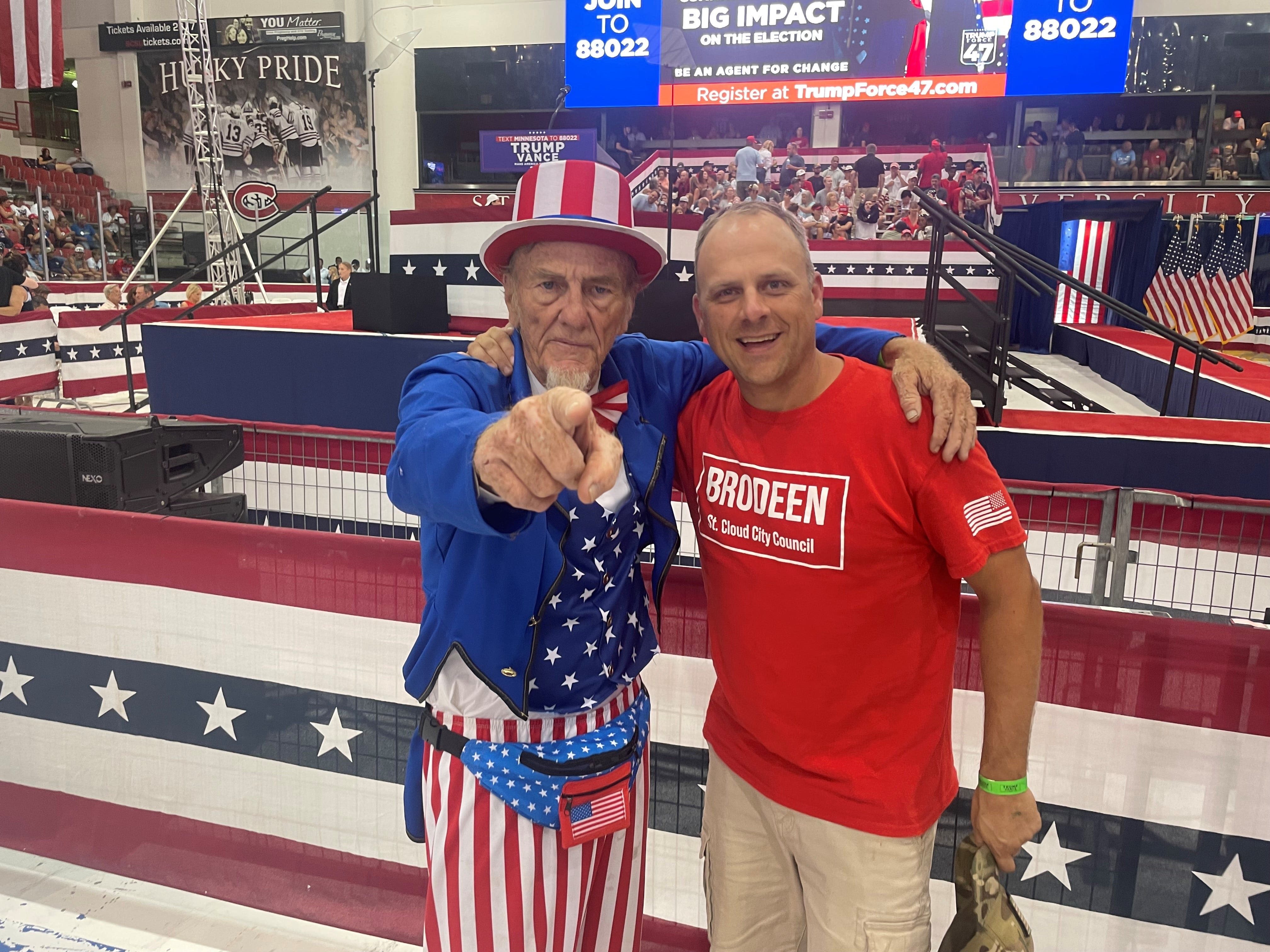 Florida man travels the country from Trump rally to Trump rally, including St. Cloud