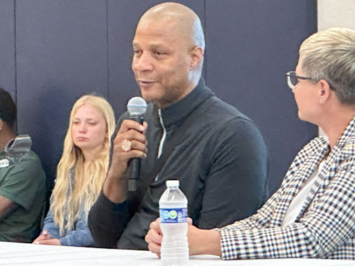 Former MLB star Darryl Strawberry shares message of hope and overcoming struggle at Boys Town