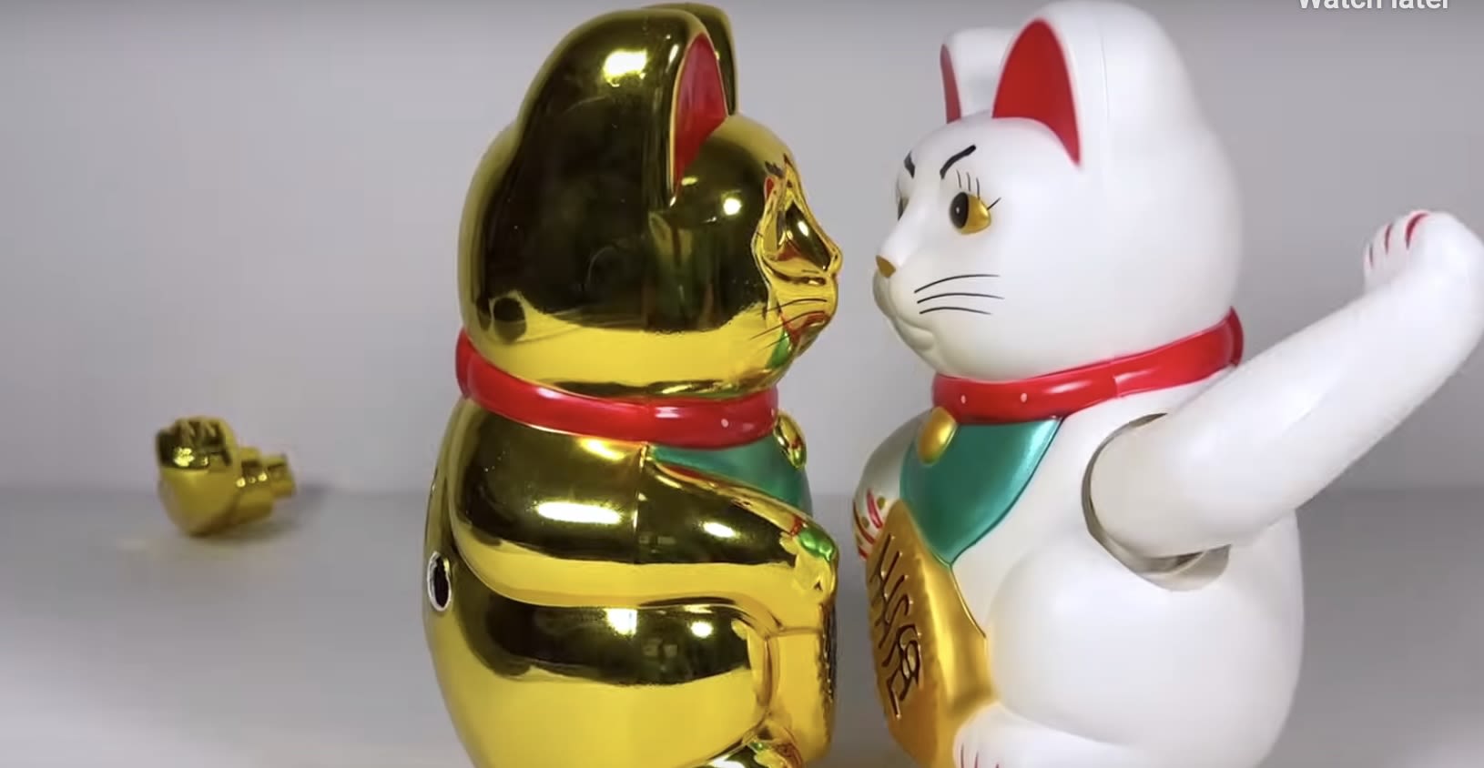 Lucky Cat re-wired to wave at high speed