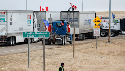 'I'm sorry, God': Accused in Coutts trial cried when told border protest disbanded