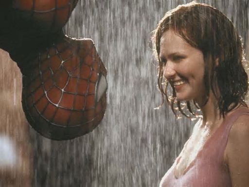 Kirsten Dunst, la star di Spider-Man definisce 'pessima' l'esperienza del bacio con Tobey Maguire