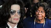 Recibió $55 millones como herencia, pero lucha por más: la madre de Michael Jackson en medio de intensa batalla legal