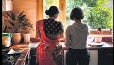 Salute to silent warriors who soldier on as homemakers