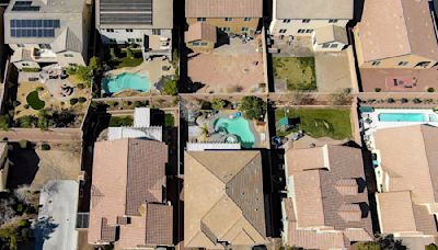 LETTER: Why does Las Vegas keep building houses?